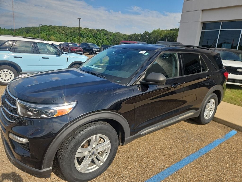 2020 Ford Explorer XLT RWD's photo