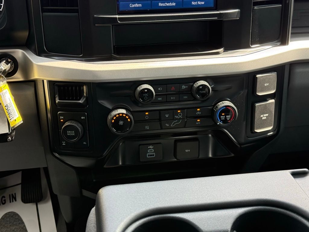 2025 Ford F-350SD XL