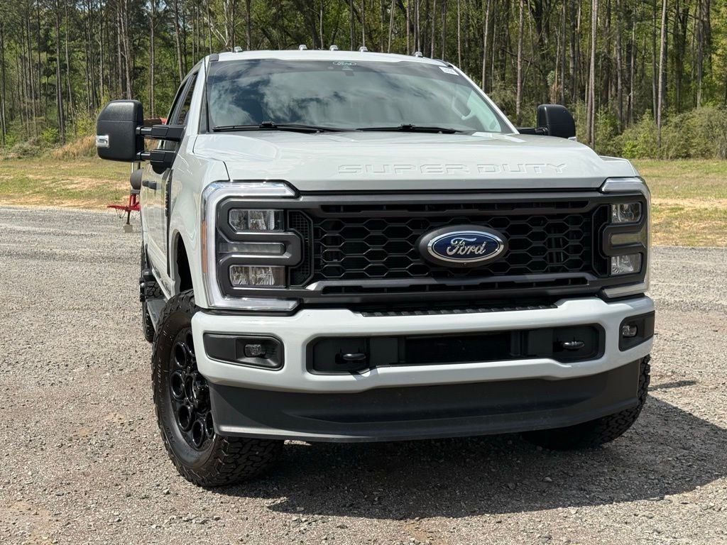 2025 Ford F-350SD XL