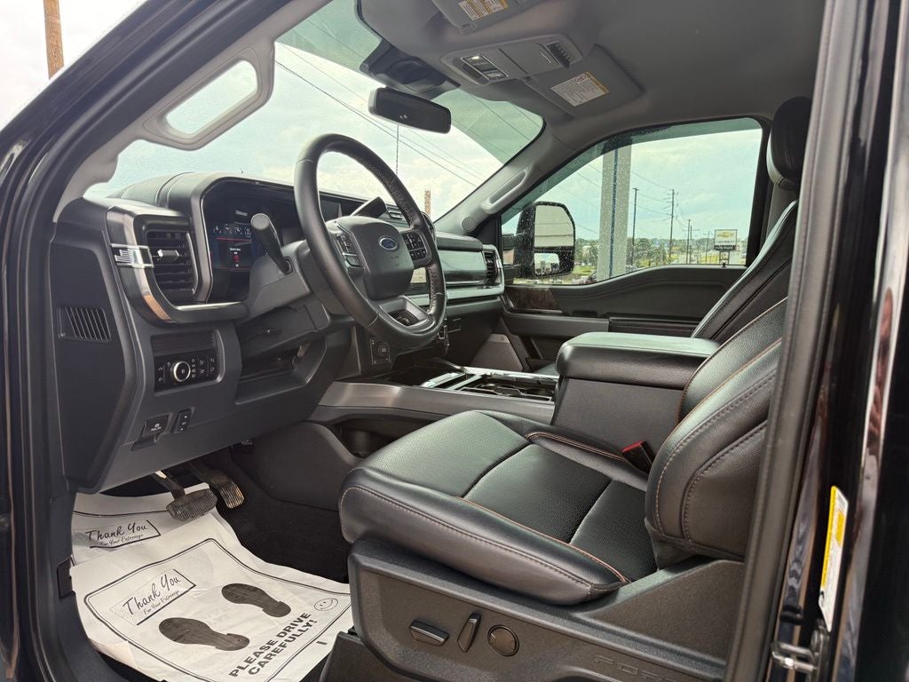 2025 Ford F-350SD Lariat