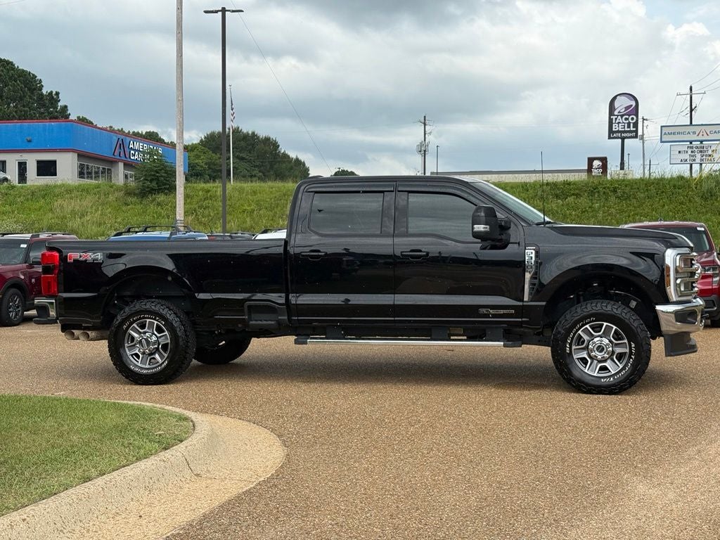 2025 Ford F-350SD Lariat