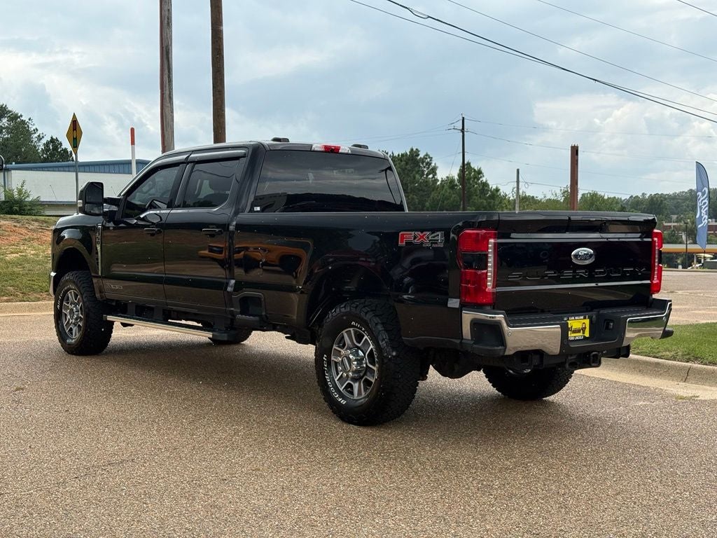 2025 Ford F-350SD Lariat