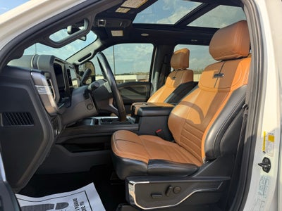 2023 Ford F-350SD Platinum DRW