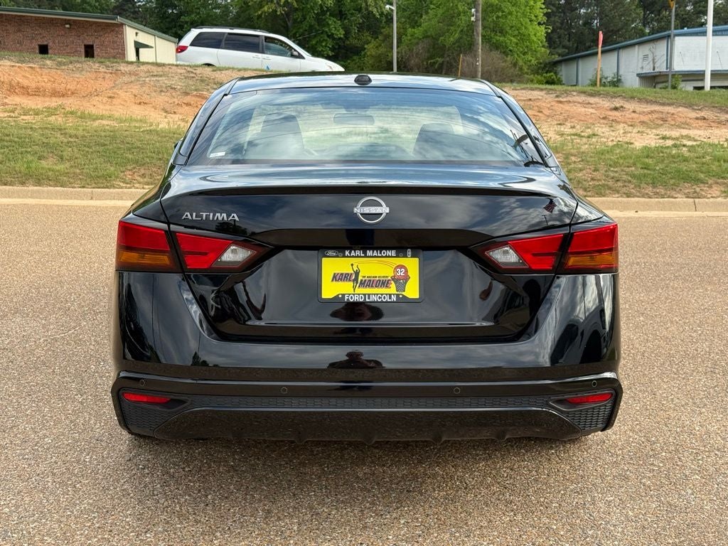 2025 Nissan Altima 2.5 SV