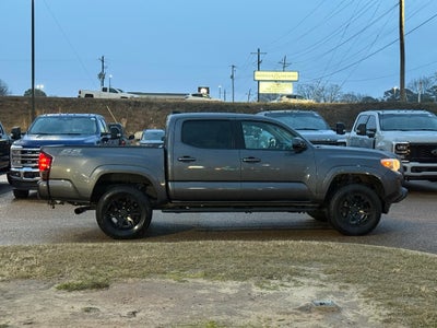 2022 Toyota Tacoma Base