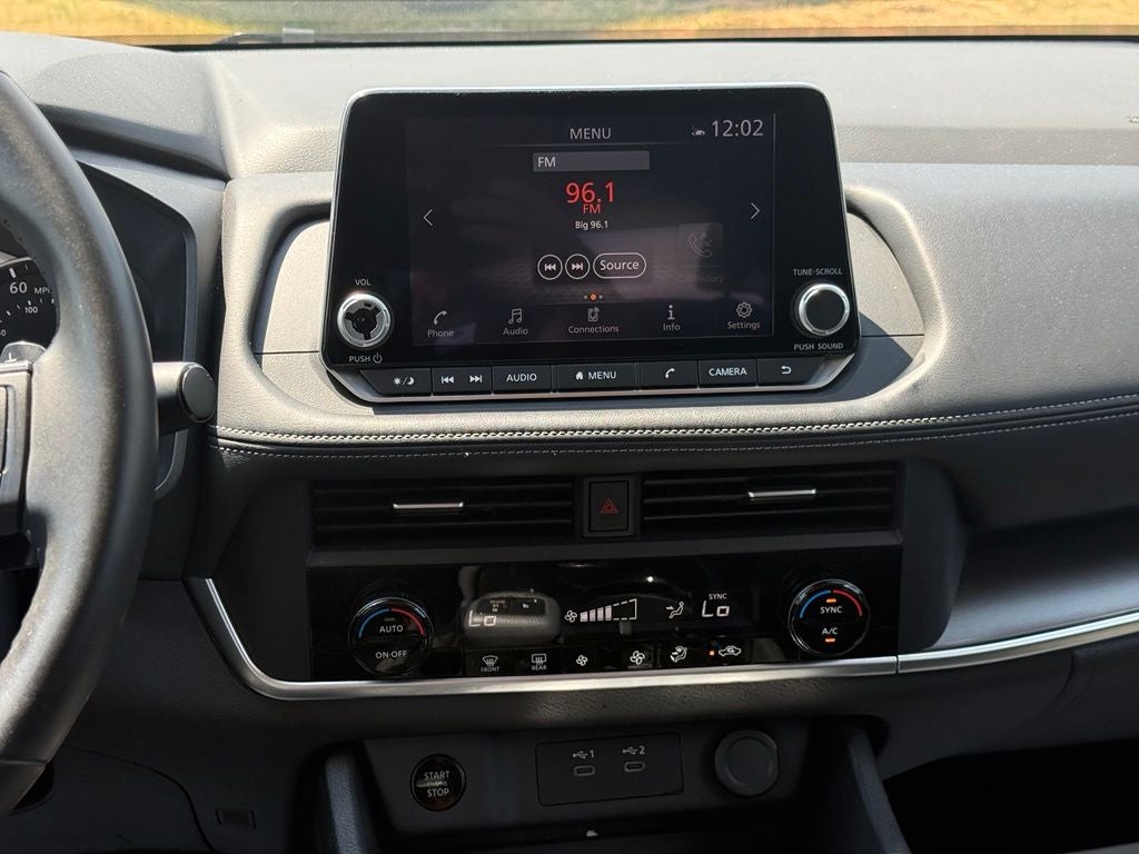 2025 Nissan Rogue SV