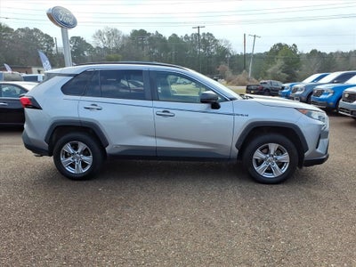 2022 Toyota RAV4 Hybrid LE