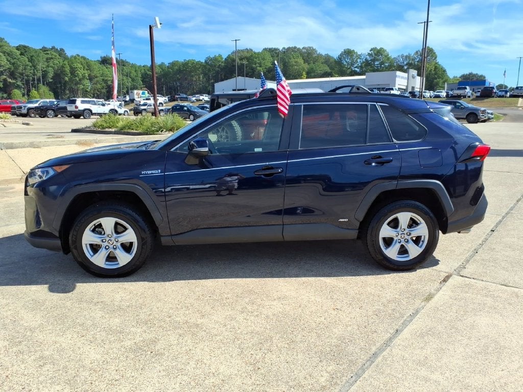 2021 Toyota RAV4 Hybrid XLE