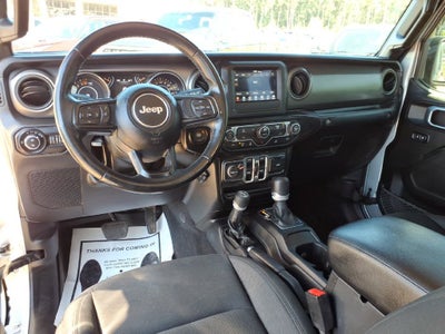 2022 Jeep Gladiator Sport