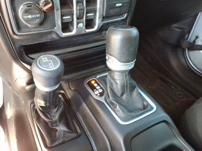 2022 Jeep Gladiator Sport
