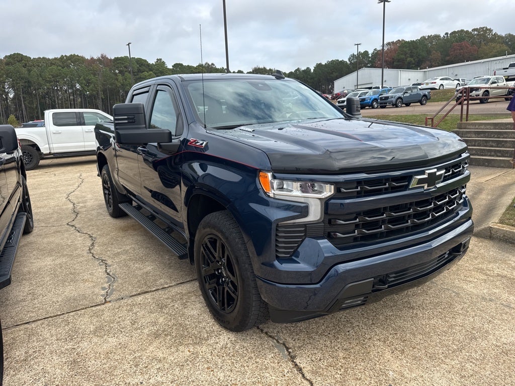 2023 Chevrolet Silverado RST