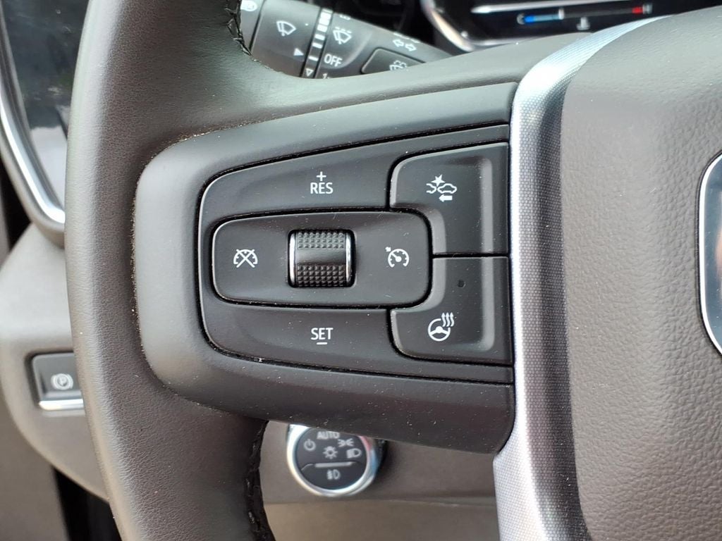 2025 GMC Sierra SLT