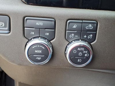 2025 GMC Sierra SLT