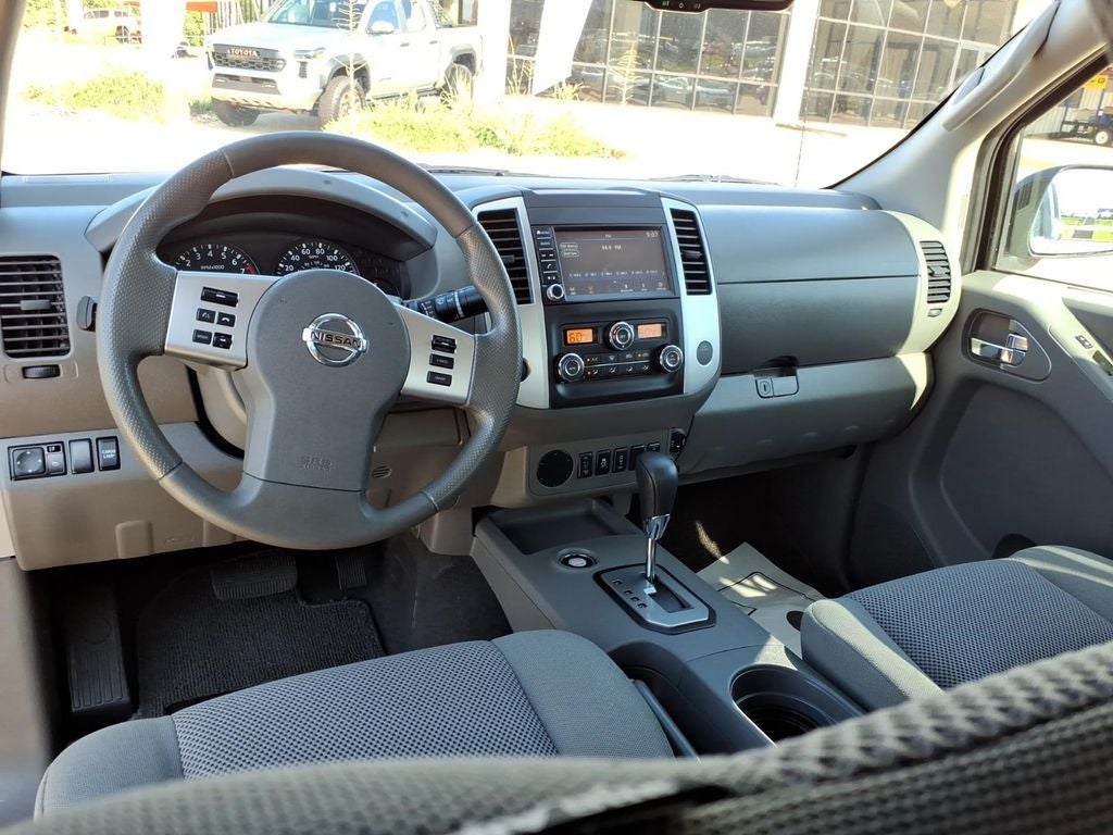 2020 Nissan Frontier SV