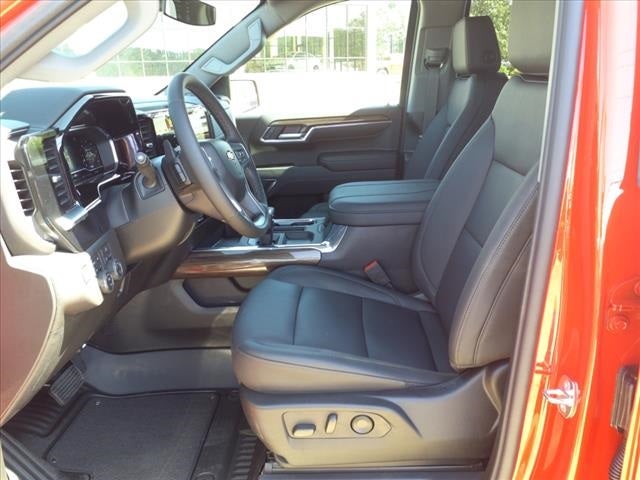 2024 Chevrolet Silverado 1500 LT LT1