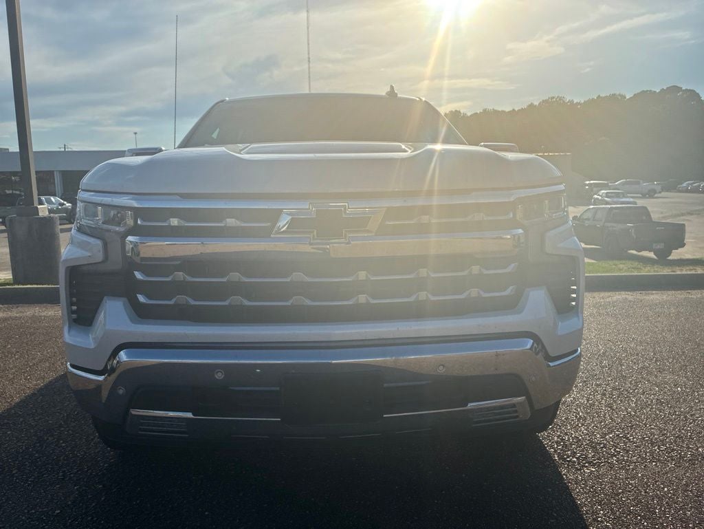 2025 Chevrolet Silverado LTZ