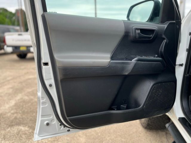 2023 Toyota TACOMA SR SR V6