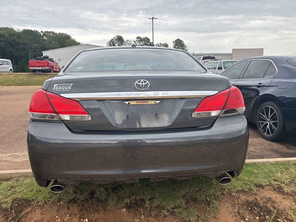 2011 Toyota AVALON Limited