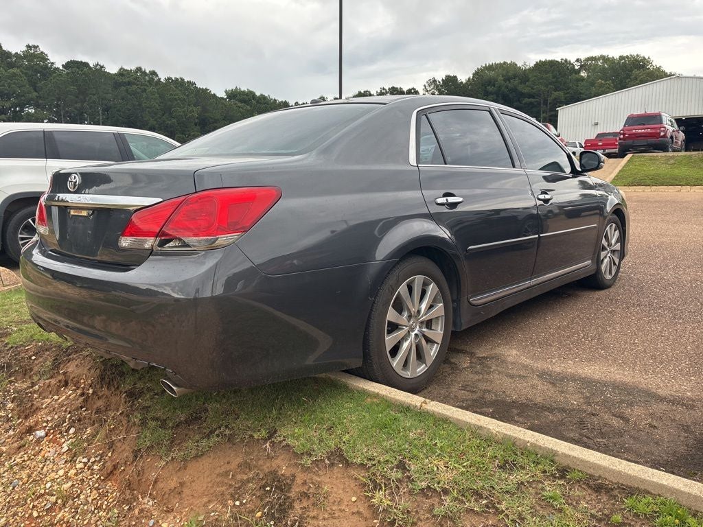 2011 Toyota AVALON Limited