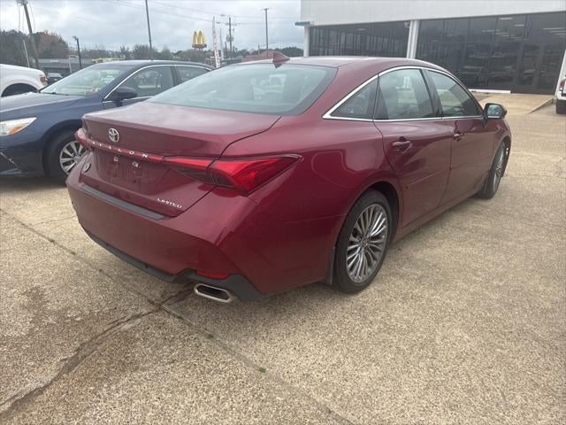 2022 Toyota AVALON Limited
