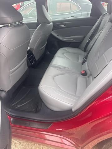 2022 Toyota AVALON Limited