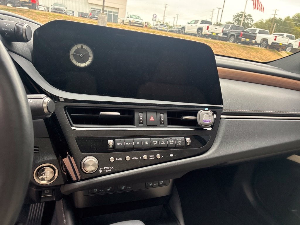2025 Lexus ES 350 350