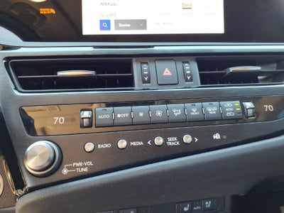 2025 Lexus ES 350