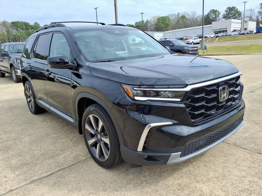 2025 Honda Pilot Touring