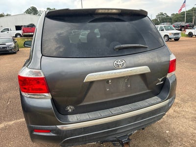 2013 Toyota Highlander Base