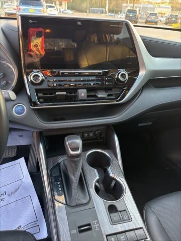 2021 Toyota HIGHLANDER HYBRD Platinum