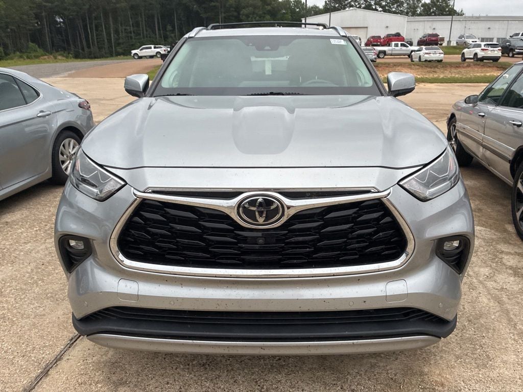 2021 Toyota Highlander Platinum