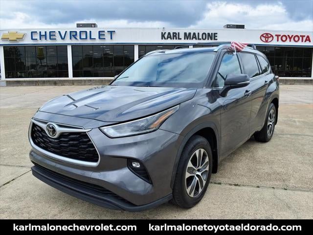2021 Toyota HIGHLANDER XLE