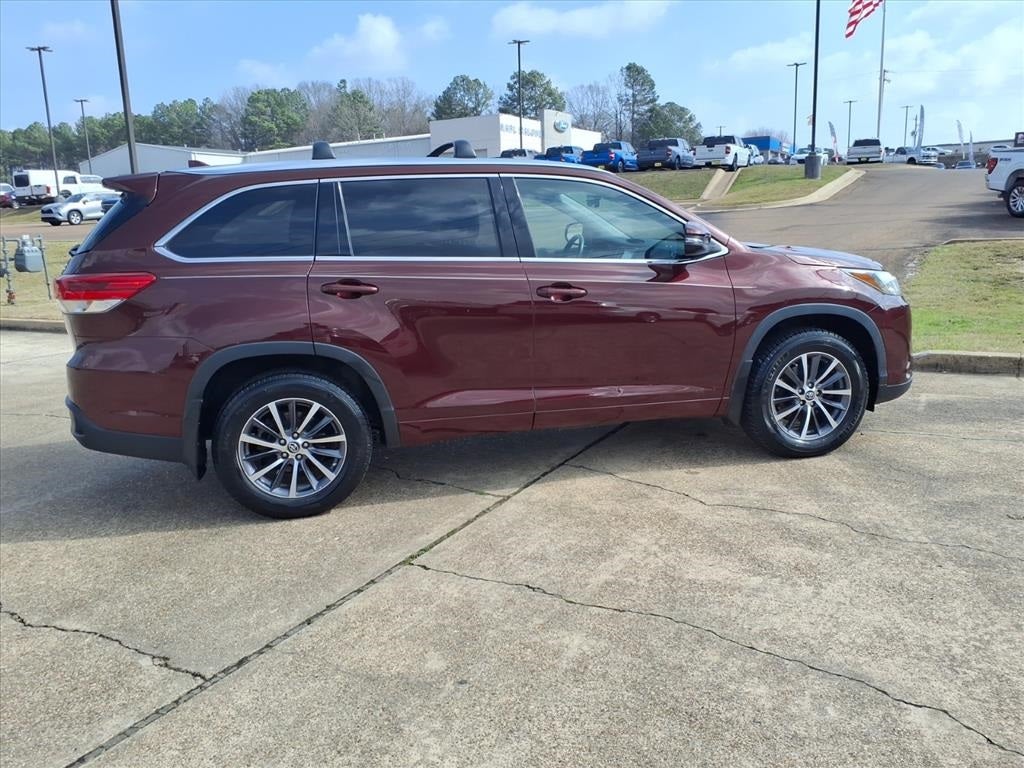 2018 Toyota HIGHLANDER XLE
