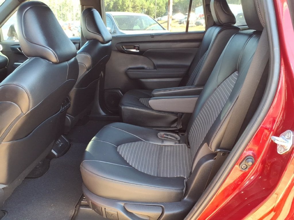 2022 Toyota Highlander XSE