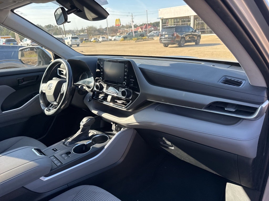 2020 Toyota Highlander L