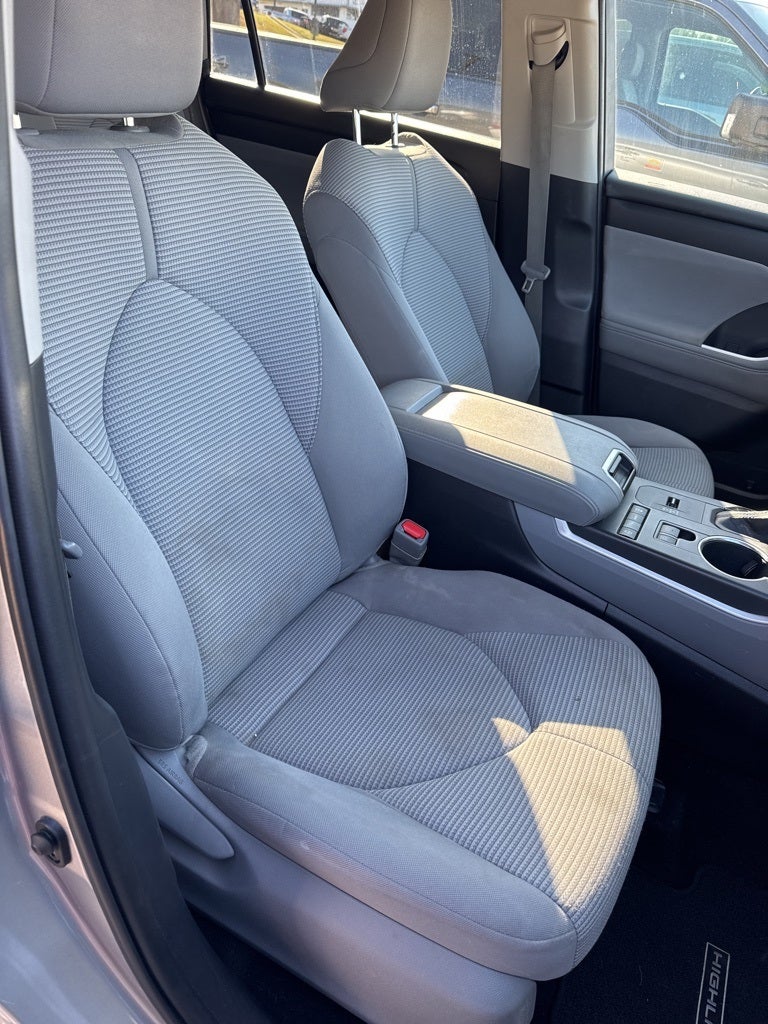 2020 Toyota Highlander L