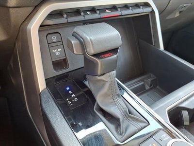 2024 Toyota TUNDRA 4X2 SR5