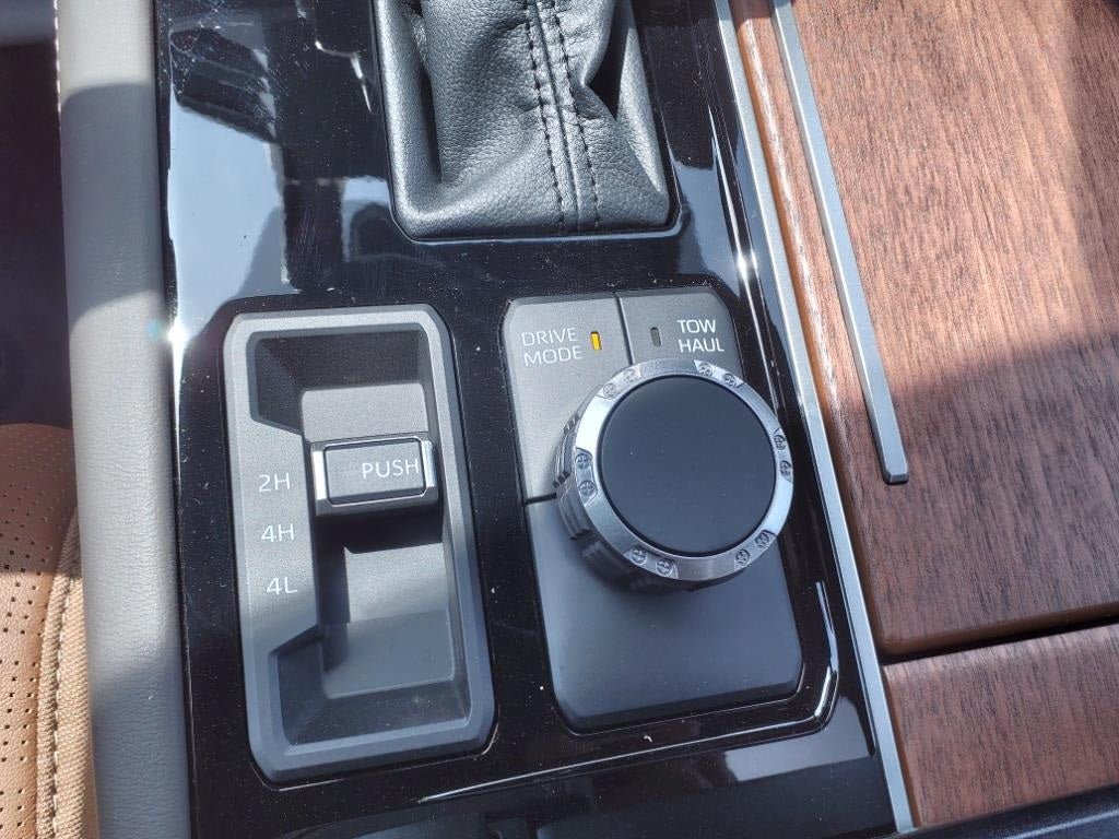 2025 Toyota TUNDRA HV 4X4 1794 Edition