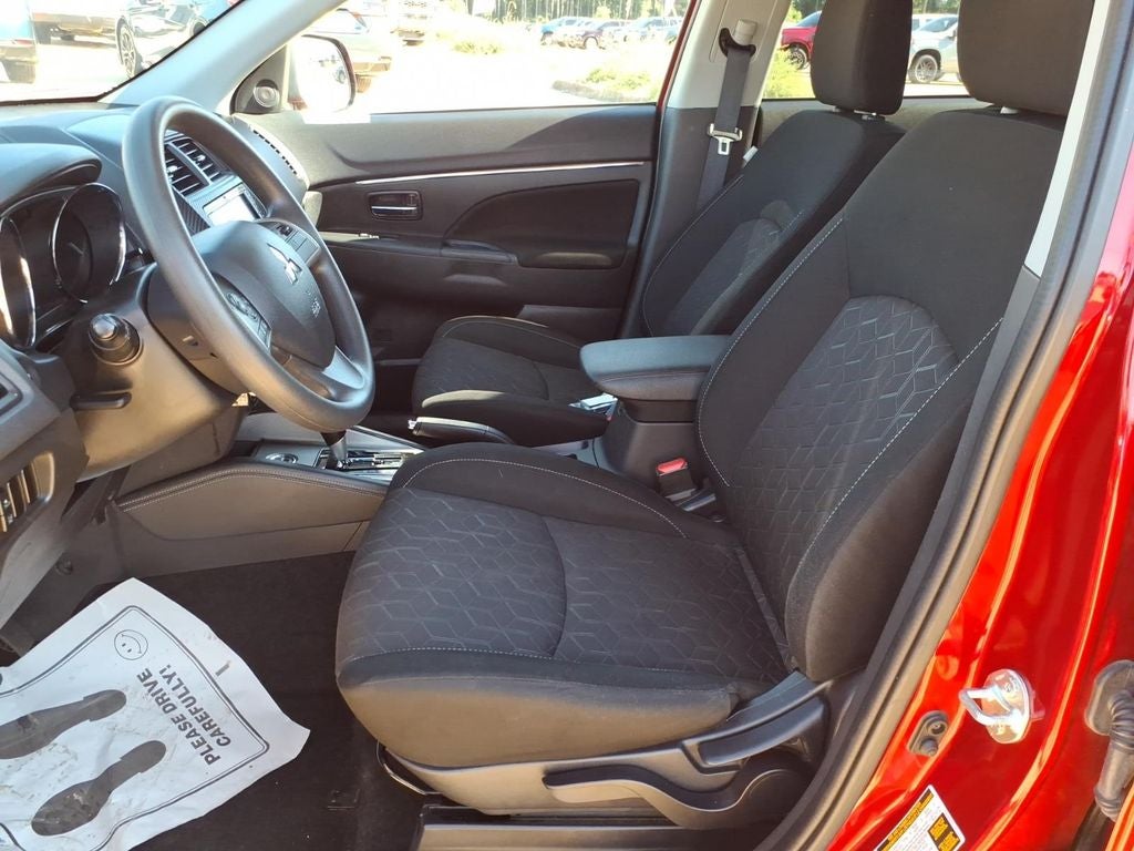 2024 Mitsubishi Outlander Sport SE