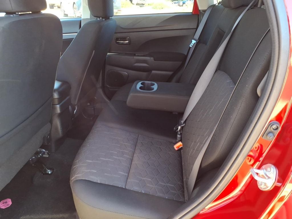 2024 Mitsubishi Outlander Sport SE