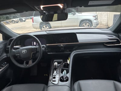 2025 Toyota Crown Signia XLE