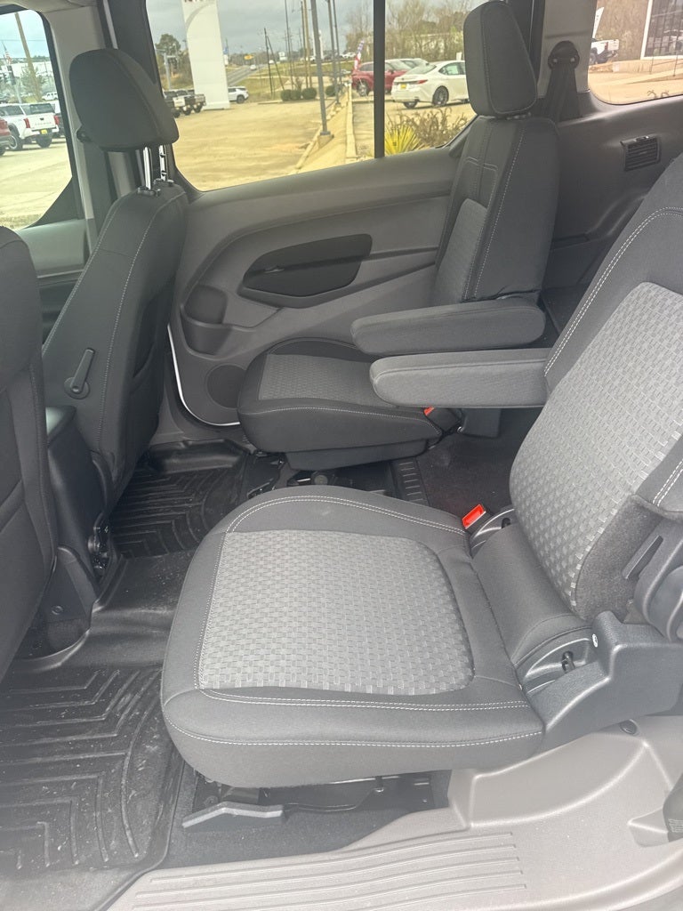 2023 Ford Transit Connect XLT