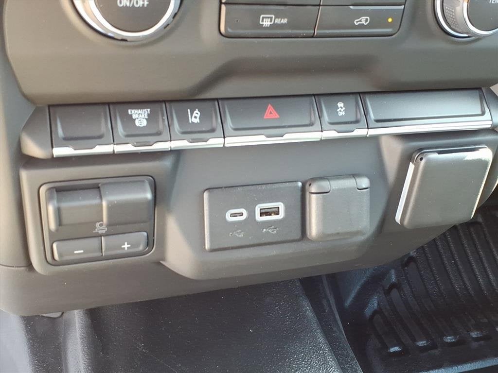 2025 Chevrolet Silverado 3500 HD Chassis Cab Work Truck