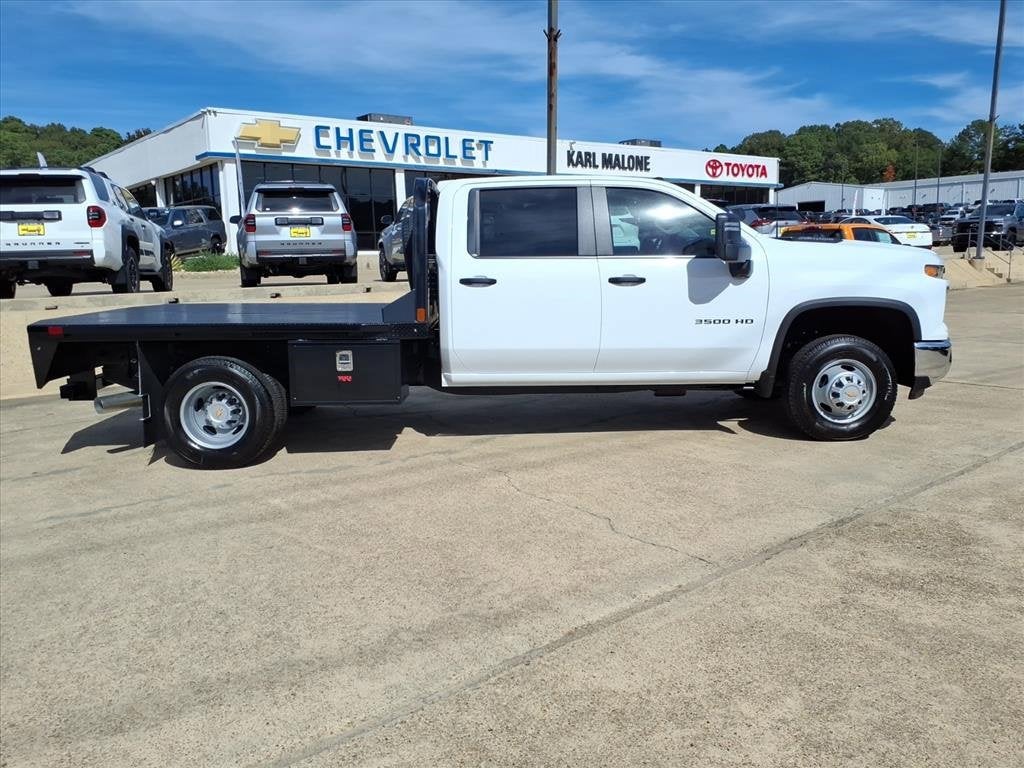 2025 Chevrolet Silverado 3500 HD Chassis Cab Work Truck