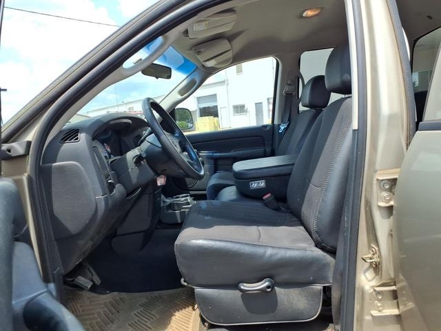 2002 Dodge Ram 1500 Base