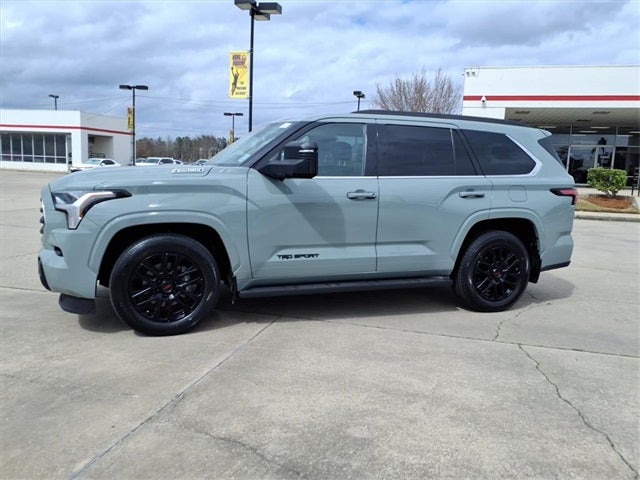 2023 Toyota Sequoia SR5