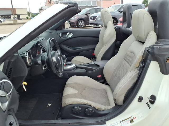2010 Nissan 370Z Touring