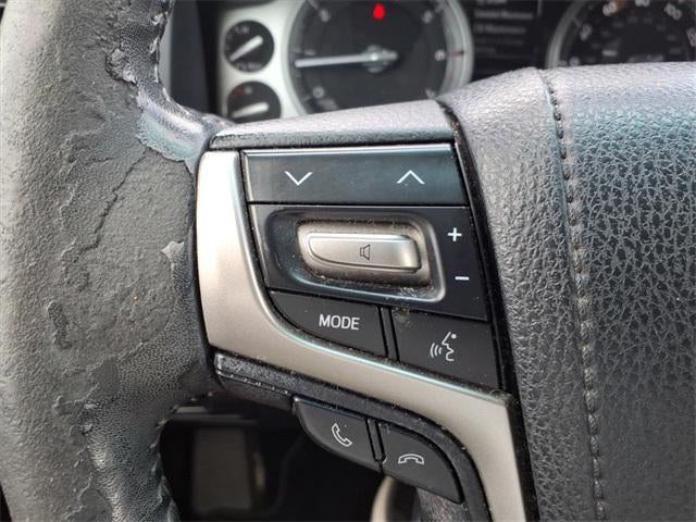 2016 Toyota Land Cruiser Base